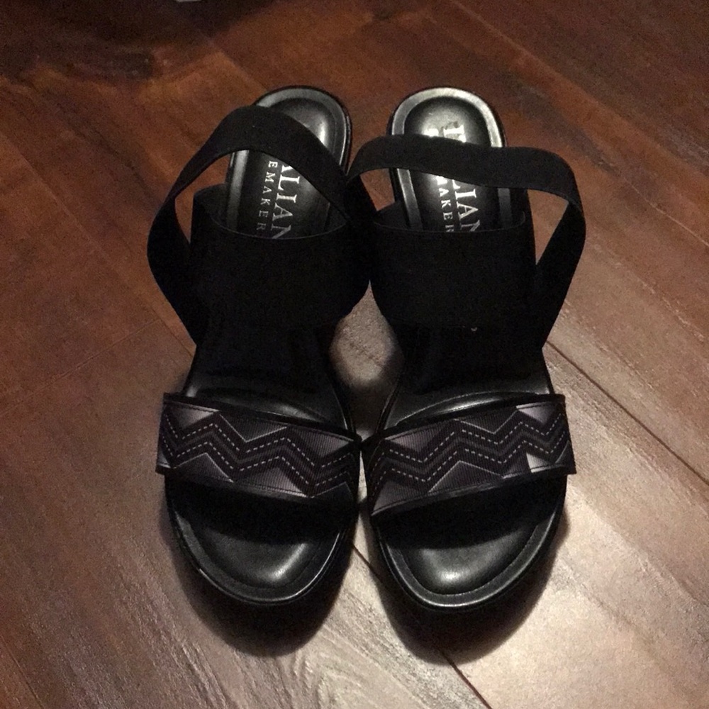 Black Heels size 8